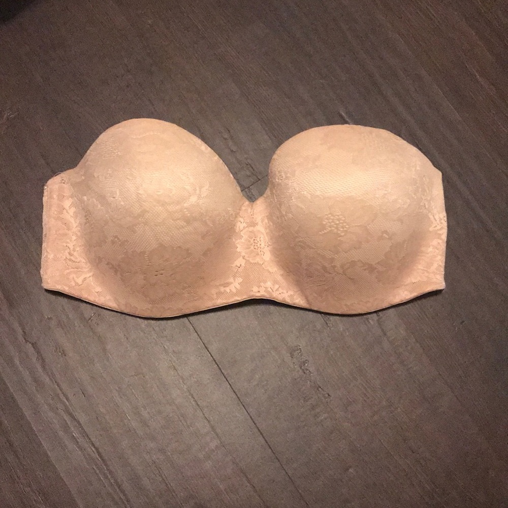VS Strapless Bra